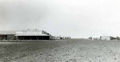 Birdsville pub 1938